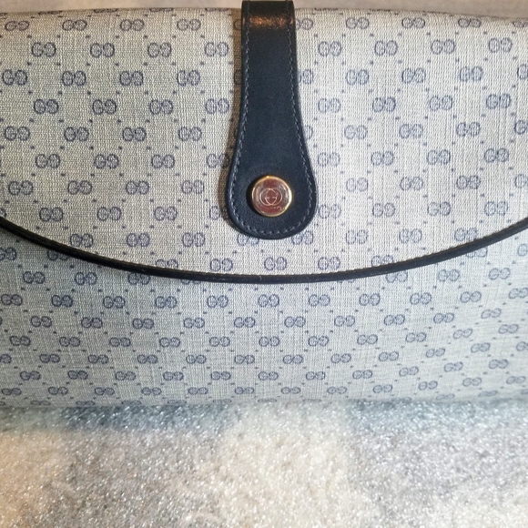 💯Authentic Vintage Gucci RARE Crossbody - Picture 3 of 10
